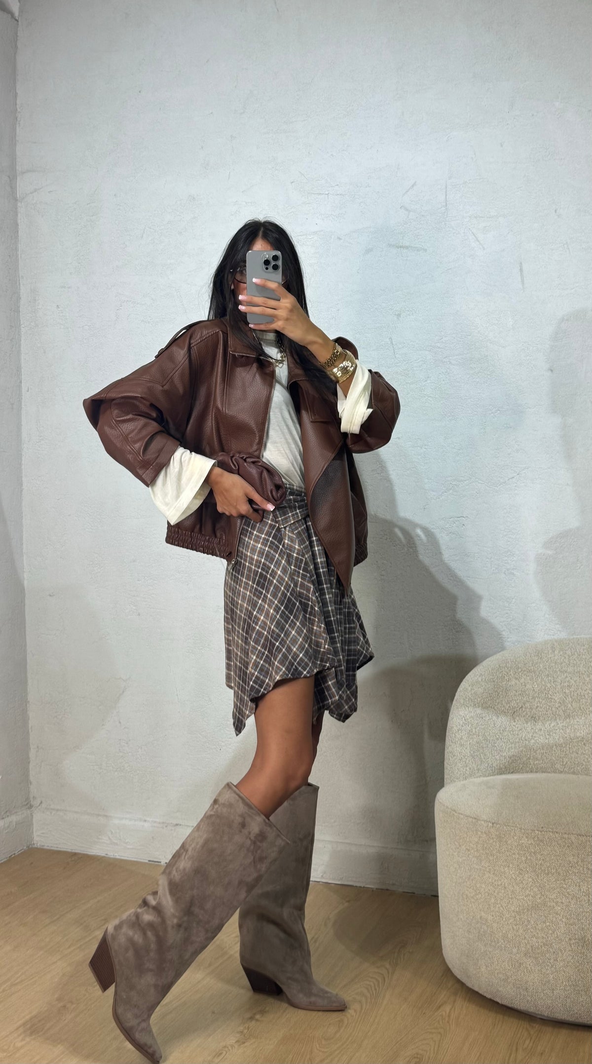 Scottish bow skirt