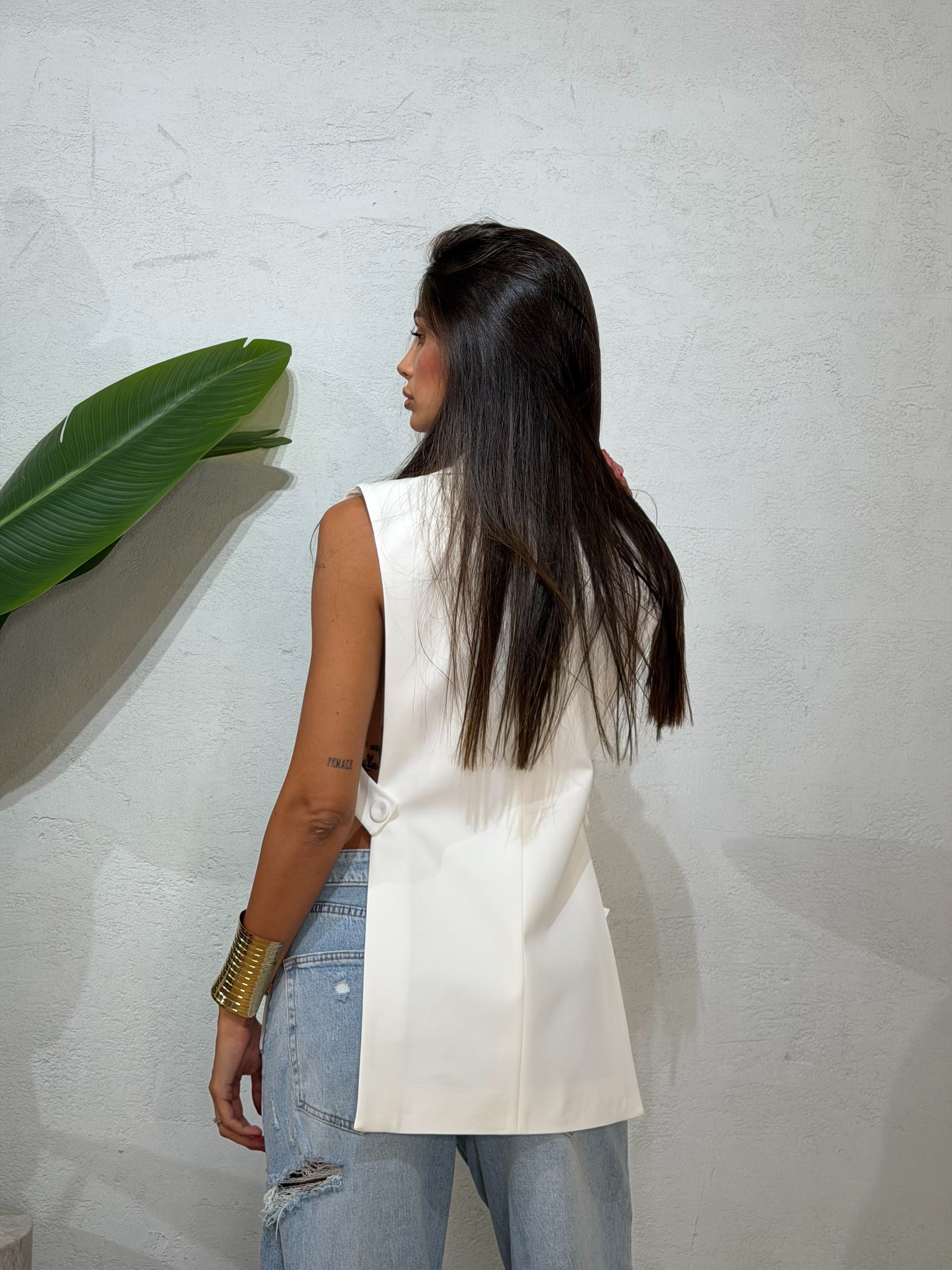 Gilet Cut Out