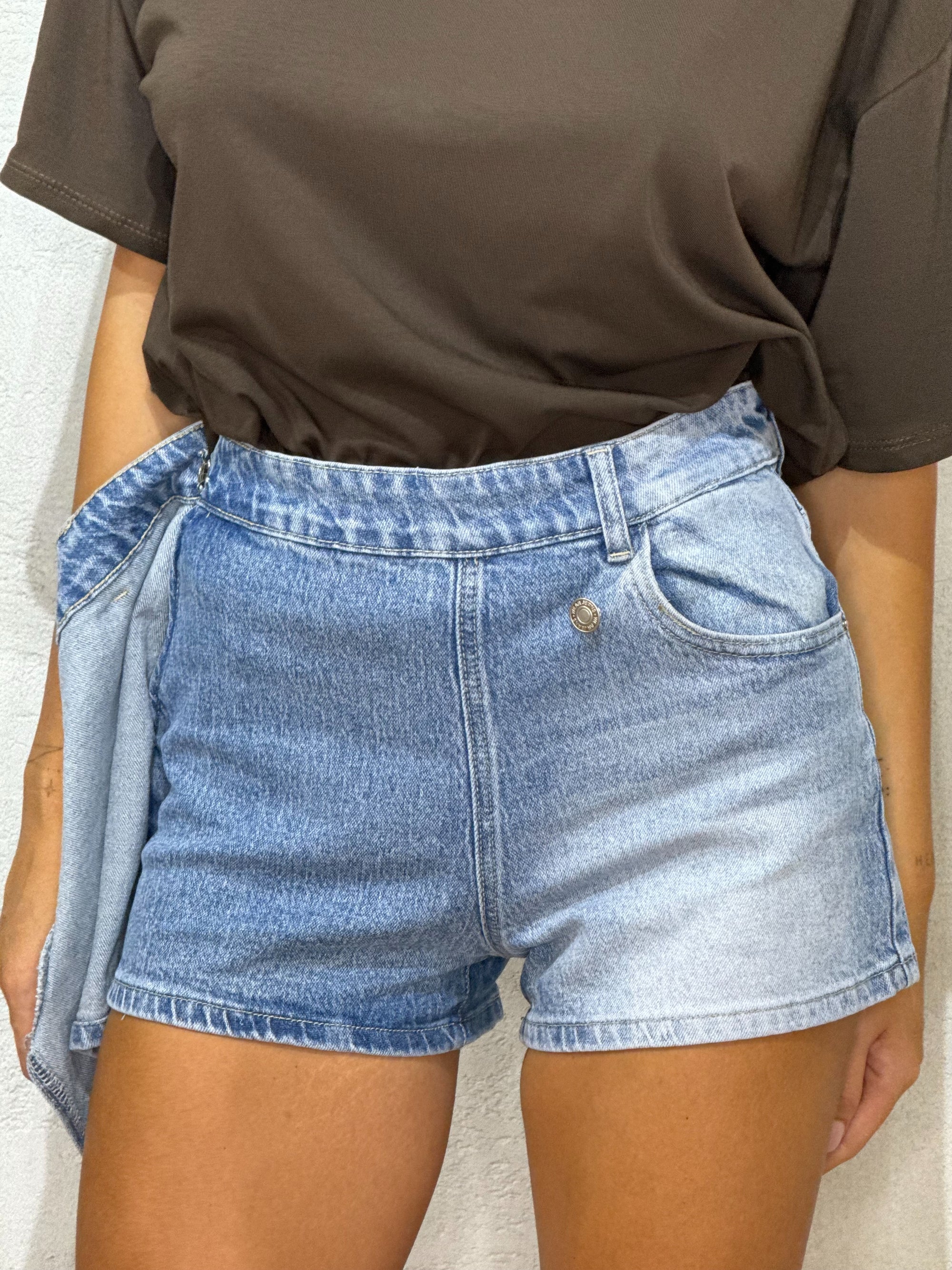 Short skirt 2747