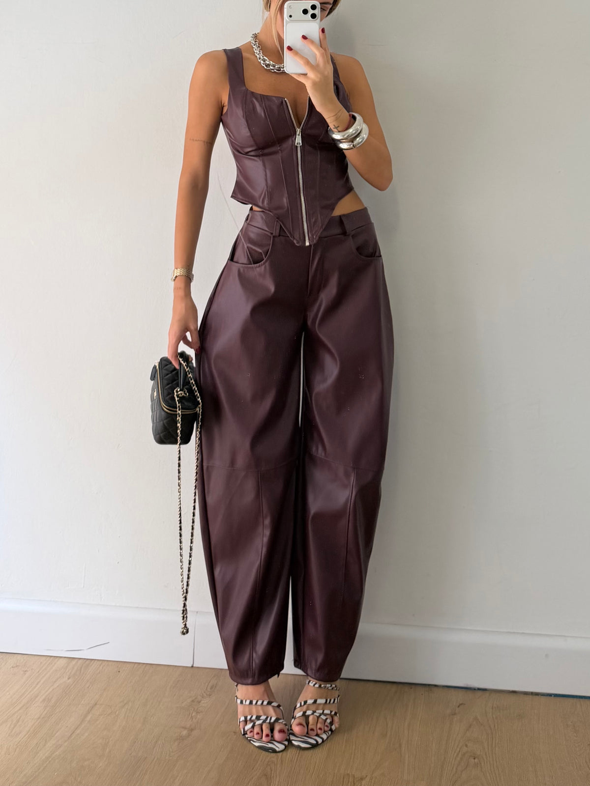 Cherry leather set