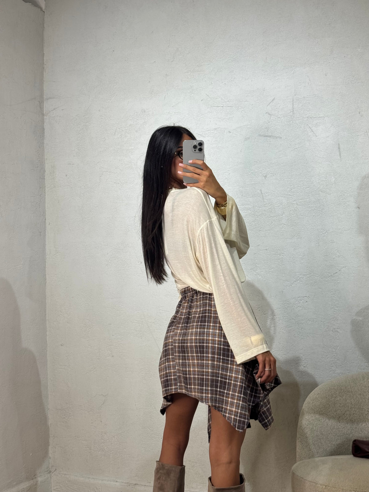 Scottish bow skirt